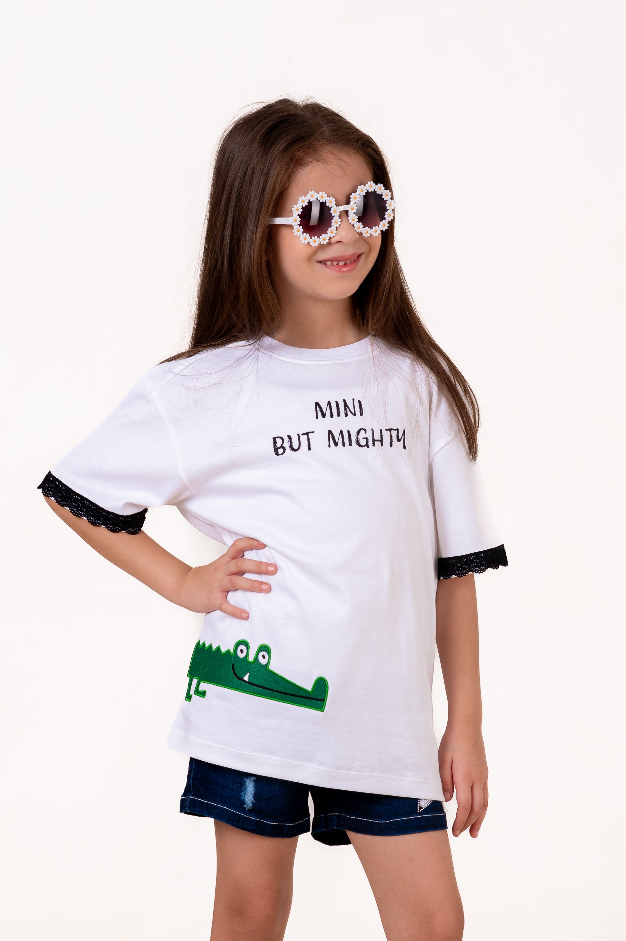 Crew Neck With Normal Print And Applic White