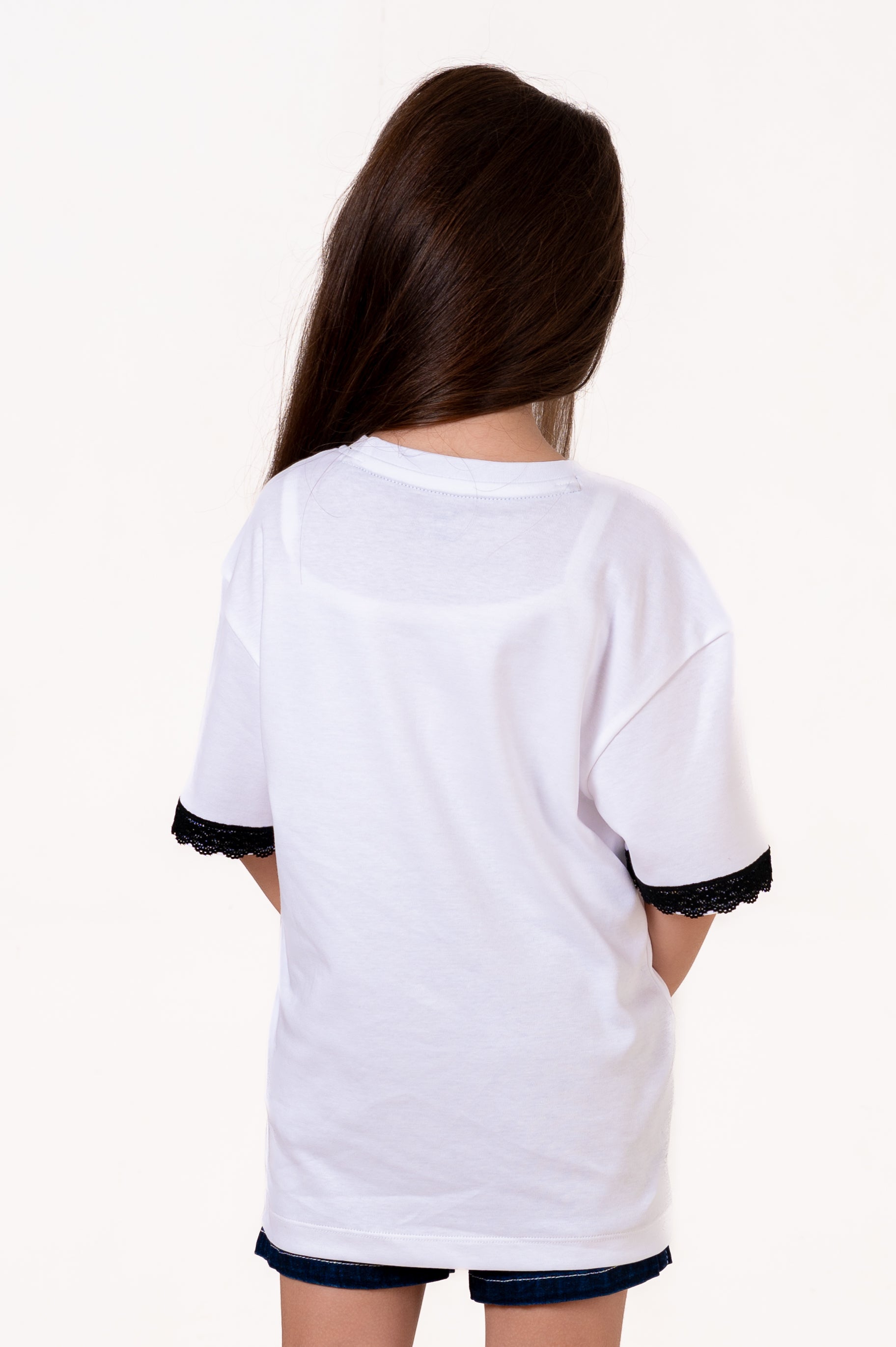 Crew Neck With Normal Print And Applic White