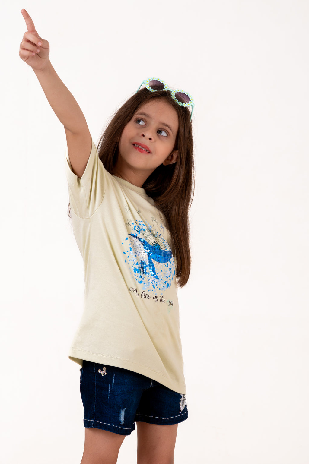 Crew Neck With Normal Print And Sequence Cream