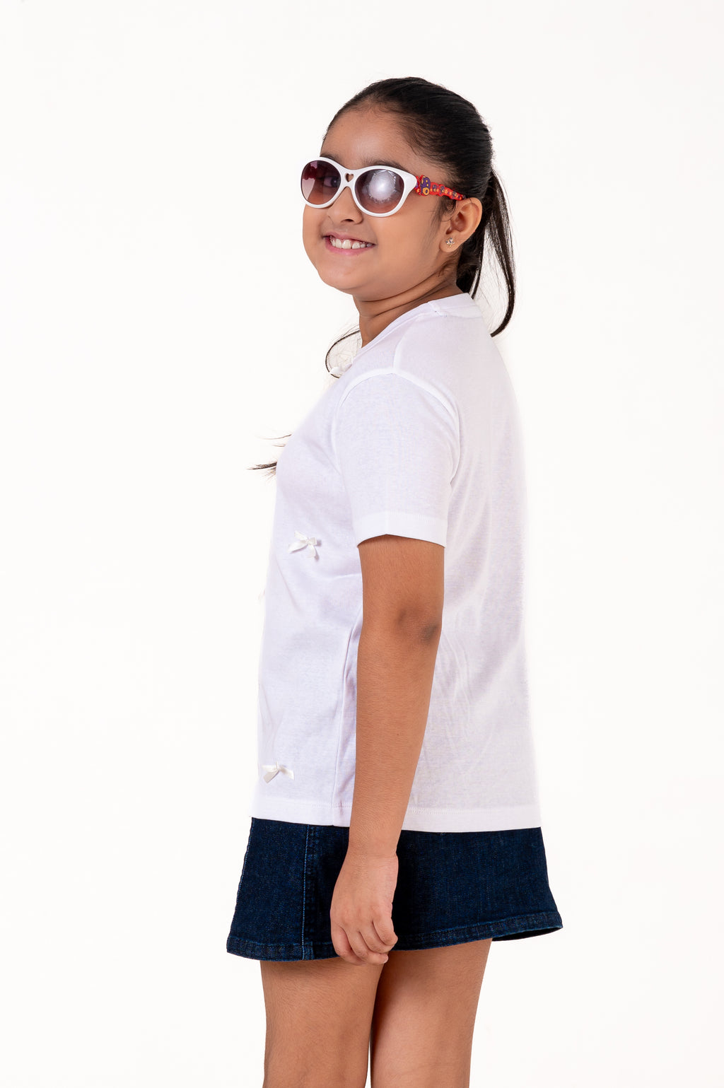 Crew Neck With Bow White