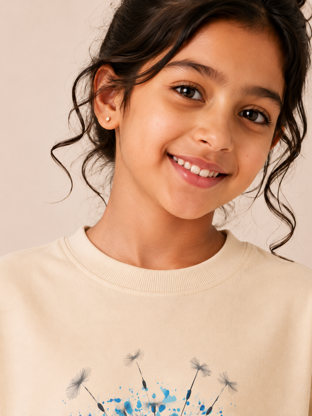 Organic Cotton Crew Neck With Normal Print And Sequence Cream